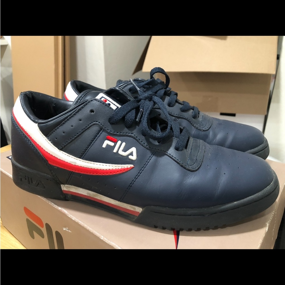 Used FILA Original Fitness with box(Not matching FILA box)